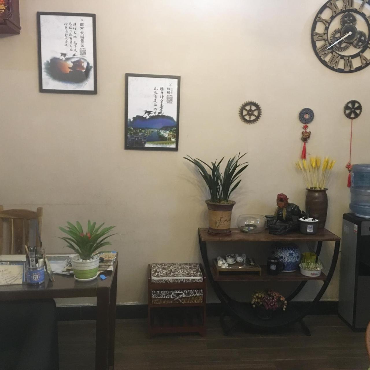凤凰小熊家客栈酒店 外观 照片